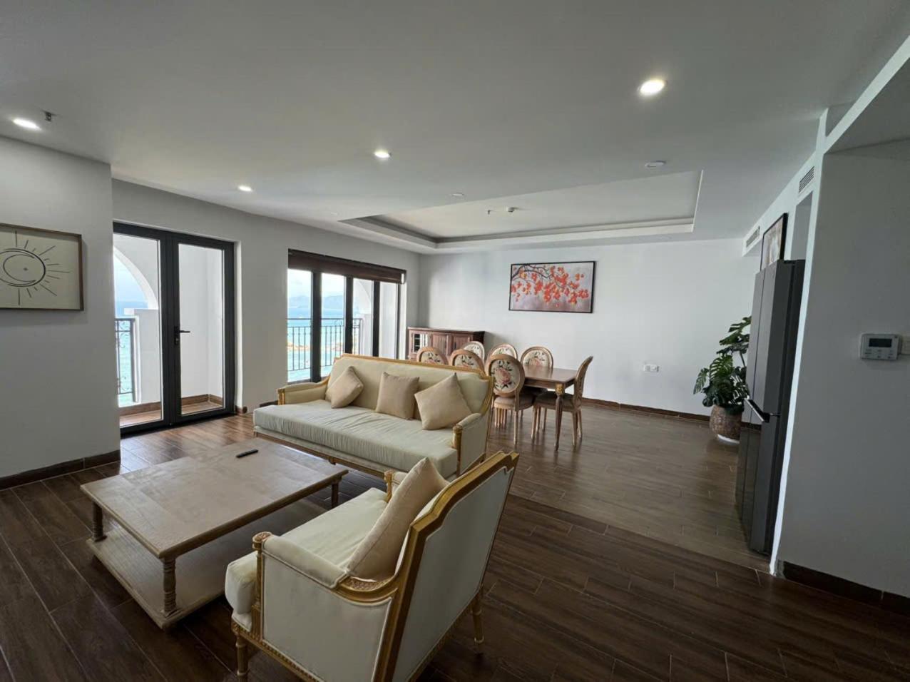 Putin Hotel Nha Trang Exteriör bild